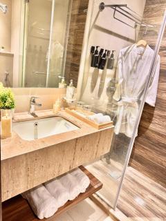 LUZ by RIVA Aravalli View Joy Square - 5