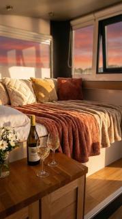 Casa Flotante en el Centro de Vigo - Different Charter - 8