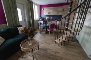 The Little Cottage - 8