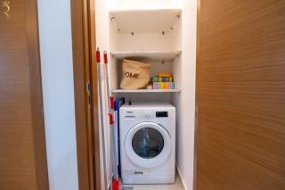 Yas Island Escape Chic 1BR with Private Balcony - 4