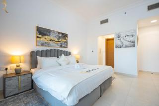 Yas Island Escape Chic 1BR with Private Balcony - 8