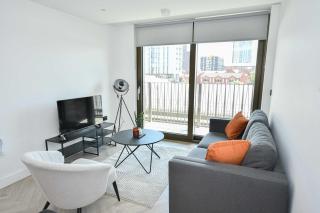 Central Manchester Contemporary 2 Bed Apartment - 5