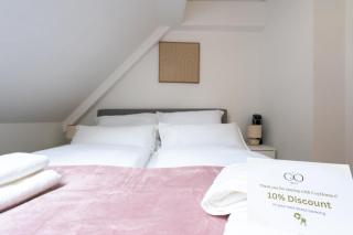 Large - 90m2 - Quiet Maisonette for 10 - 24 I 7 Check-in - 4