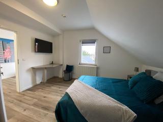 WOHNEN AM SCHLOSSPARK - Route 66 Zimmer - 7