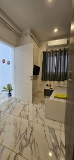 Spacious Modern 4-Bedroom Apartment with Three Bathrooms Swigg 1 - 3