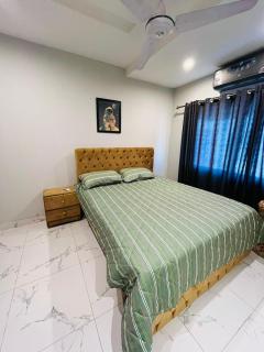 Luxury Two Bedroom Apartment Near Islamabad - 5