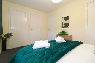 Signature Summerhill House - 1