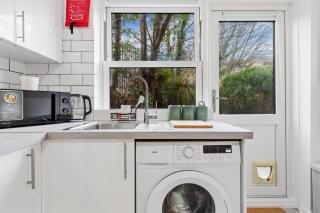 Sleeps 5 -Flat, Central, Hackney, Garden, Parking - 2