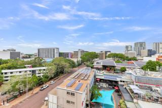 Skyline King Bed Tropical Retreat with Pool & Balcony - 3