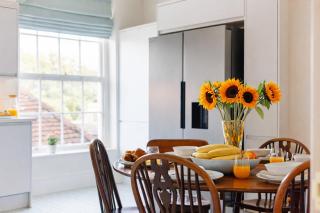 Consorts and Concubines - 8