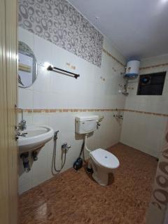 Royals feels like home - 7