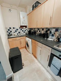 Bright 2-Bed Flat in Huntingdon Town Centre - 7