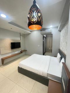 Hotel Lavish NK,Ahmedabad - 7