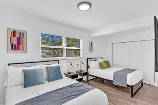 Private Jungle Pool Home - Arcade Games & Pool - 5