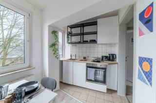 SpaceStays Apartment 4 Personen WLAN Smart-TV - 5