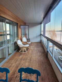 Lägenhet med Sjöutsikt pool gym and sauna for free - 0