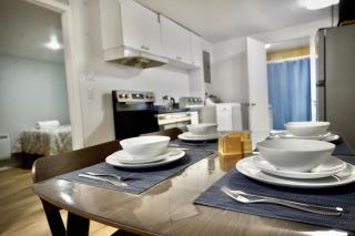 Modern, cozy, near Metro, Place Bell, Free Parking - 3