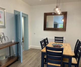 Family 4-bed Limerick Christmas Market Getaway - 5