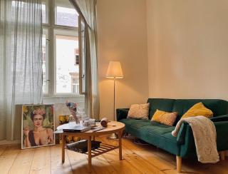 Charming 1BDR nest with balcony - 0