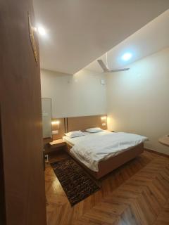 Hotel Desert Crown - 7