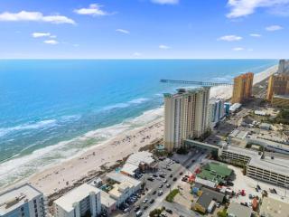 Charming Beachside Oasis - Steps from Pier Park! - 8