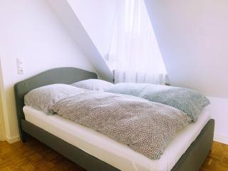 Furnished double room in fully equipped shared flat, ideal for students - 8