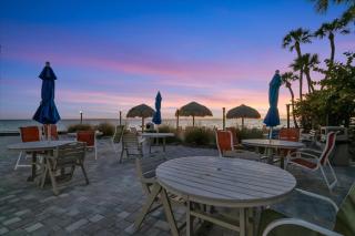 Pearl Suite a Balcony Bayview Suite & Htd Pool - 7