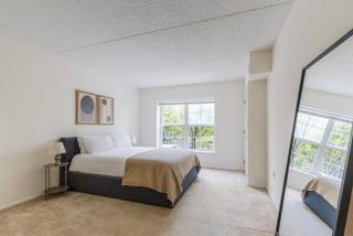 Blueground Hudson Exchange pool nr Liberty Park NYC-1890 - 2