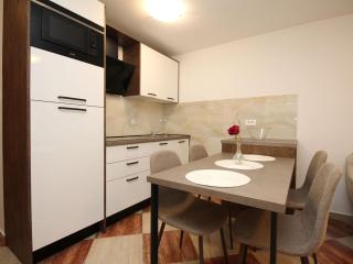 Apartment Modern eingerichtete Apartment für 4 Personen ideal für Famillien mit Kinder im by Interhome - 6