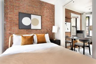 Blueground West Village terrace nr Hudson River Park NYC-2123 - 2
