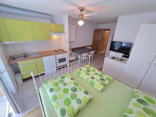 Apartment Wohnung für 4 Personen- 150m vom Strand entfernt by Interhome - 1