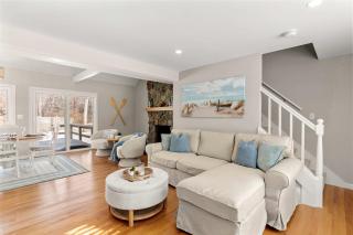 Minutes from Beaches Outdoor Shower Fire Pit - 5