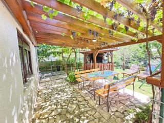 Apartment in Novi Vinodolski mit Grill- Garten und Terrasse by Interhome - 3