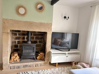 2 Bed Cottage, Peak District Edge - 5