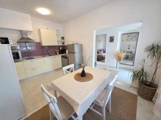 Apartment Wohnung mit Terrasse- 200m vom Strand entfernt by Interhome - 5