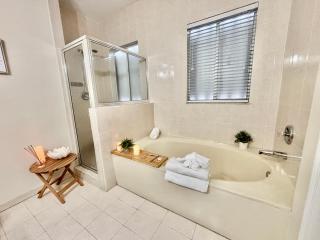 Lujosa Y Acogedora Casa En Miami! - 1