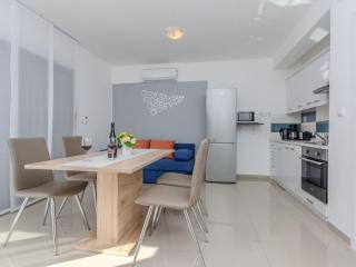 Apartment Apartment Marovic by Interhome - 3