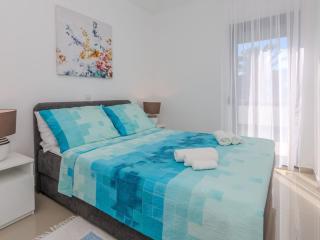 Apartment Apartment Marovic by Interhome - 1