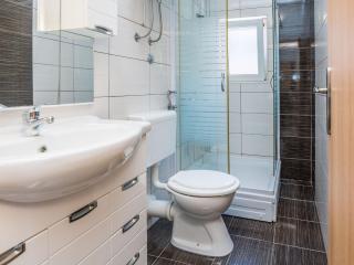 Apartment Apartment Galic 3 by Interhome - 1