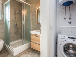 Apartment Apartment Pejakovic 3 by Interhome - 1