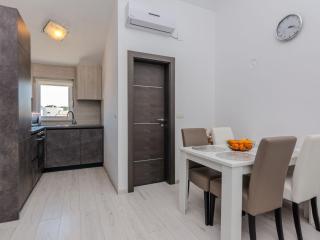 Apartment Apartment Lucica 3 by Interhome - 5