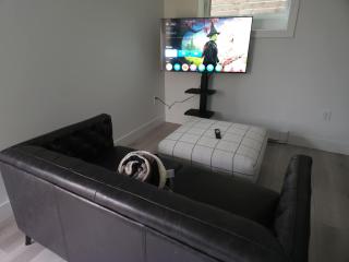 The Rupert Split Flexible Family Living - 9