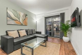 Bloom Apartments - City Centre - Gated Parking - 0