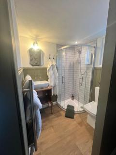 Cabin on the Moors - 4