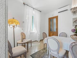 Apartment Villa Anna Varos by Interhome - 5