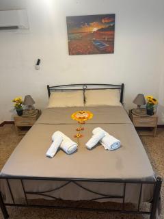 Beautiful and Remodeled Apartment 1A - 9