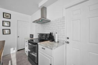 Charming 3-Bedroom Home in Southwest Detroit - 3