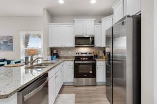 Shell We Stay (3/2.5) - 3