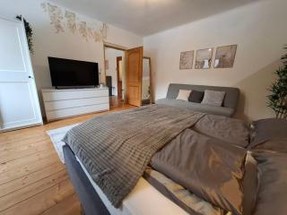 Wanderlust Family Suite - Self Check-In, near Ski Area - 7