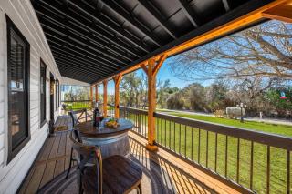 Blanco Mariposa - Hot Tub & Fire Pit - 4